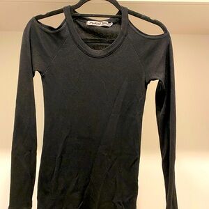 Michael Stars black long sleeve cold shoulder top OS